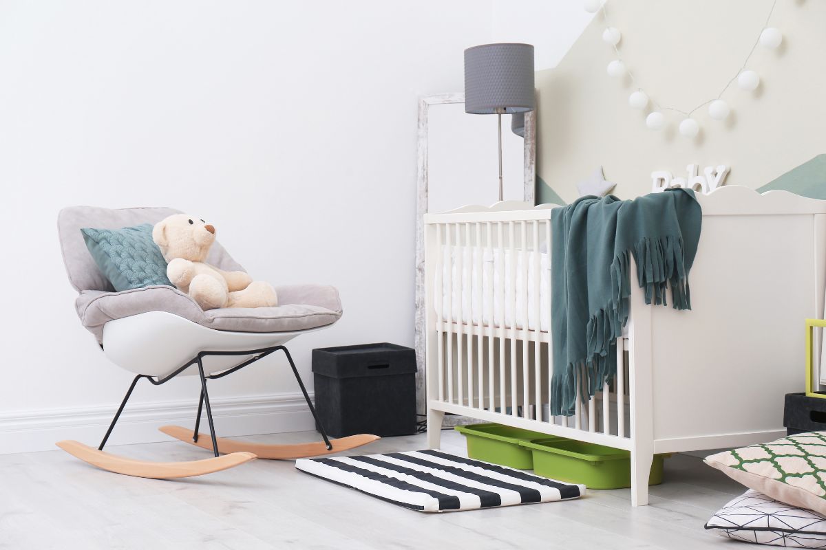 Glider Chair vs Rocking Chair for Nursing: How To Choose ...